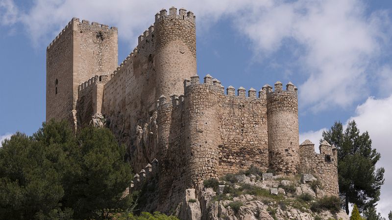 Escapadas - El castillo de Almansa - 03/10/19 - Escuchar ahora
