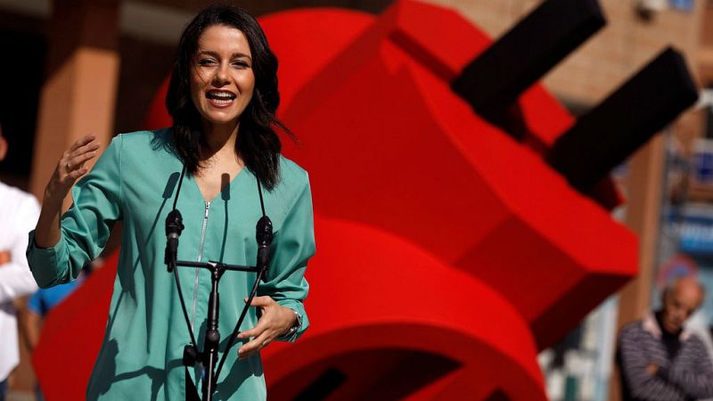 14 horas fin de semana - Arrimadas: "Necesitamos un Gobierno de España que nos proteja" - Escuchar ahora