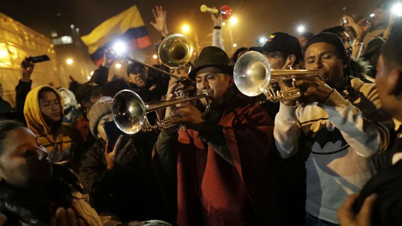 Las mañanas de RNE con ïñigo Alfonso - Ecuador celebra la retirada de los subsidios a los carburantes - Escuchar ahora