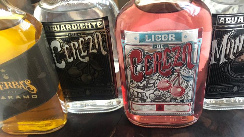 Solamente una vez - La destilería Reino de Castilla - Escuchar ahora