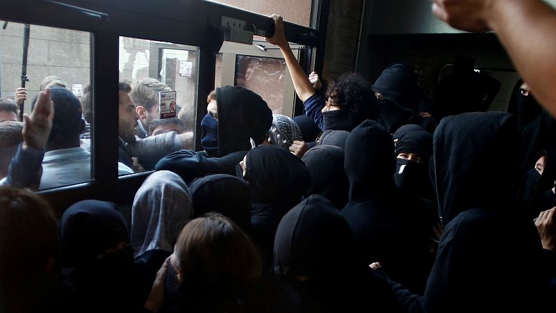 Las mañanas de RNE con Íñigo Alfonso - La libertad de expresión en la universidad de Barcelona