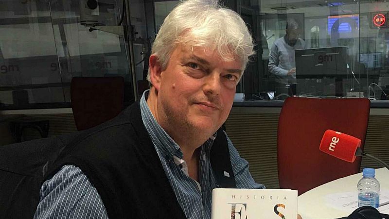 24 horas - Xosé Manuel Núñez Seixas - "Algunos relacionan la bandera de España más con Iniesta que con Franco" - Escuchar ahora