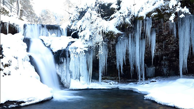 Caminantes - Las cascadas de Sierra Cebollera -2/11/10 - Escuchar ahora
