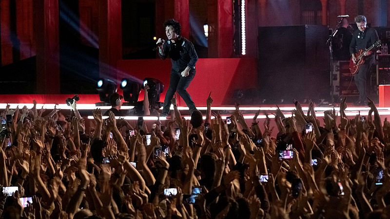 24 horas fin de semana - 20 horas - Los premios MTV EMA dejarán en Sevilla más de 50 millones de euros