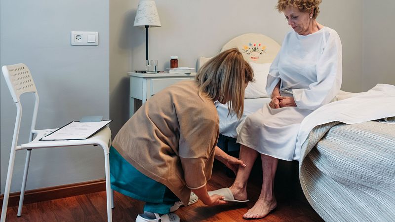 14 horas - Las cuidadoras reivindican reconocimiento para su trabajo