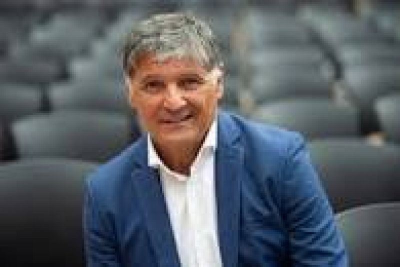 Entrevista con Toni Nadal en la Feria valenciana de empleo - 07/11/19 - Comunidad Valenciana Informativos | Escuchar