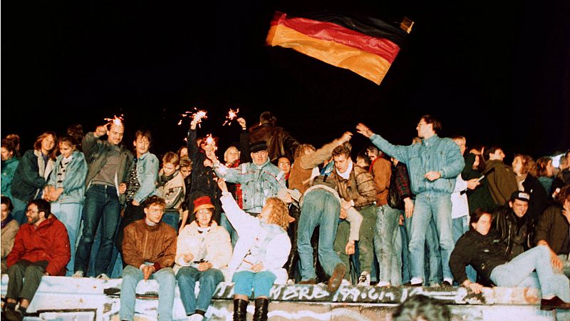 Las mañanas de RNE con Íñigo Alfonso - Las horas en las que cayó el Muro de Berlín