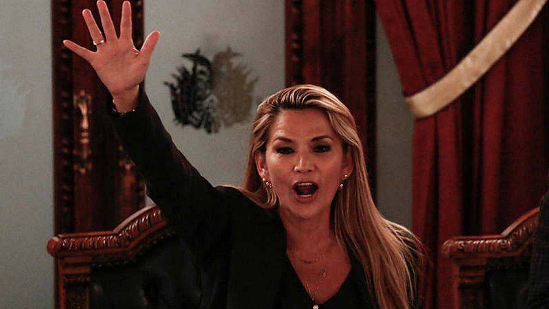 Las mañanas de RNE - Jeanine Áñez se proclama presidenta interina de Bolivia sin quórum en el Parlamento