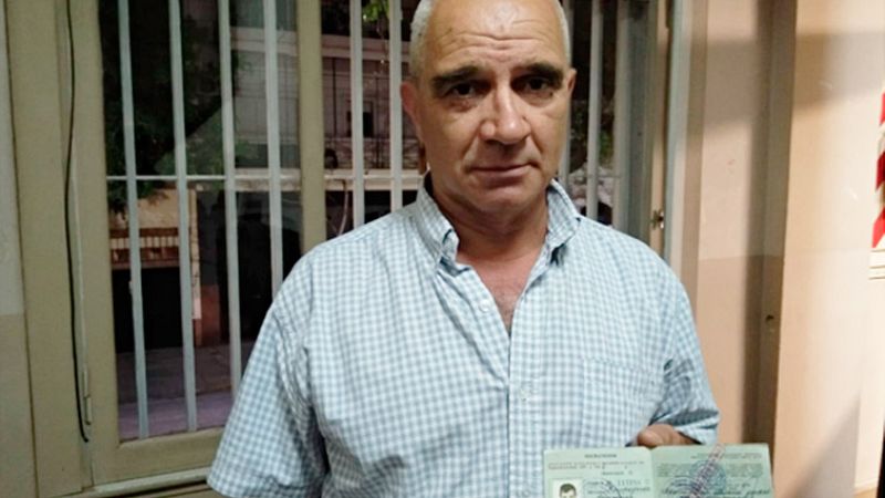 Las mañanas de RNE con Íñigo Alfonso - "Se quitaban las máscaras y los guantes por el calor. No pasa nada, decían" - Escuchar ahora