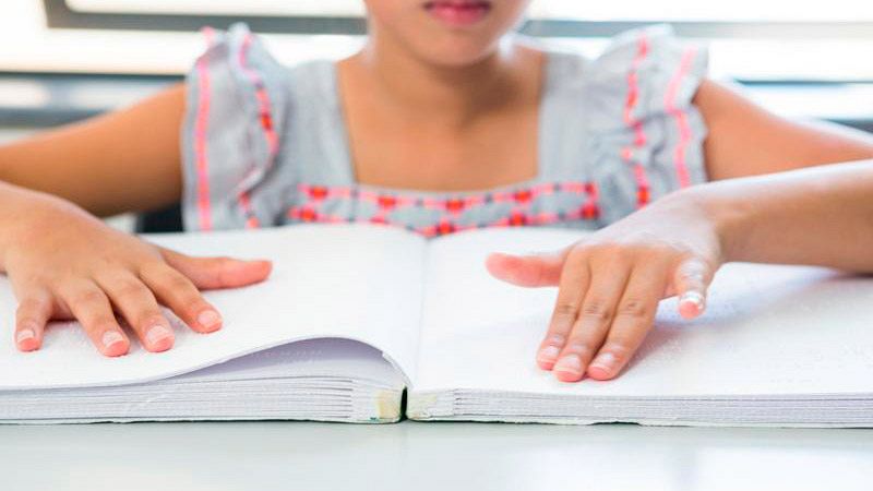 Las mañanas de RNE con Íñigo Alfonso - "A veces guío a mi madre y eso crea un vínculo muy especial entre nosotras" - Escuchar ahora