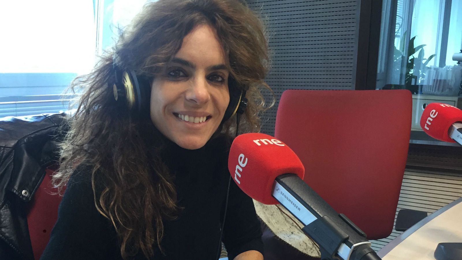 A compás - María Juncal - 21/11/19 - escuchar ahora