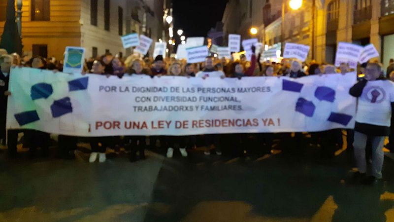 La Marea de Residencias pide un modelo socio-sanitario y no hotelero - Escuchar ahora