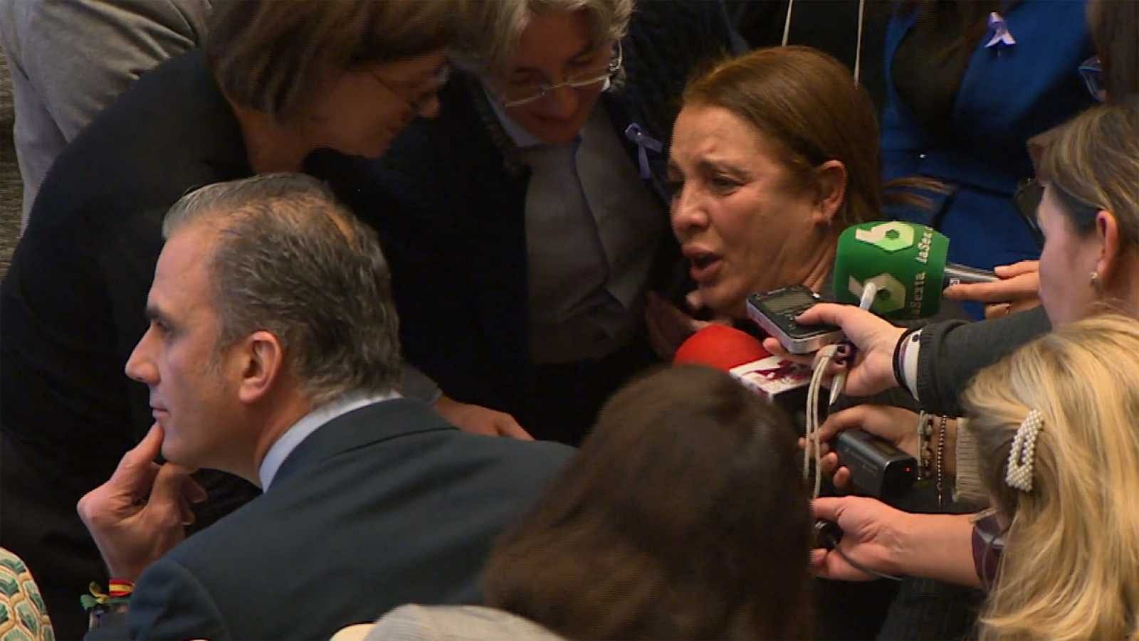 Boletines RNE - El PSOE de Madrid pide reprobar a Ortega Smith por "dinamitar" el consenso sobre violencia de género - Escuchar ahora