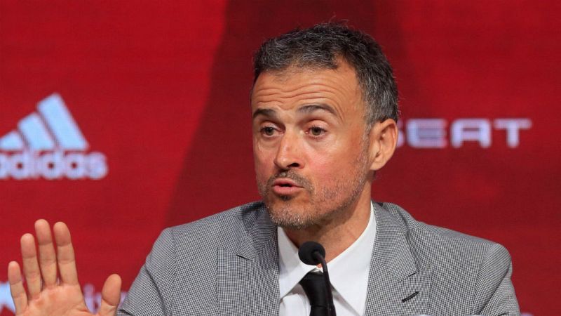 Luis Enrique califica a Robert Moreno de "desleal" y de tener una ambición desmesurada - Noticias RNE | Escuchar