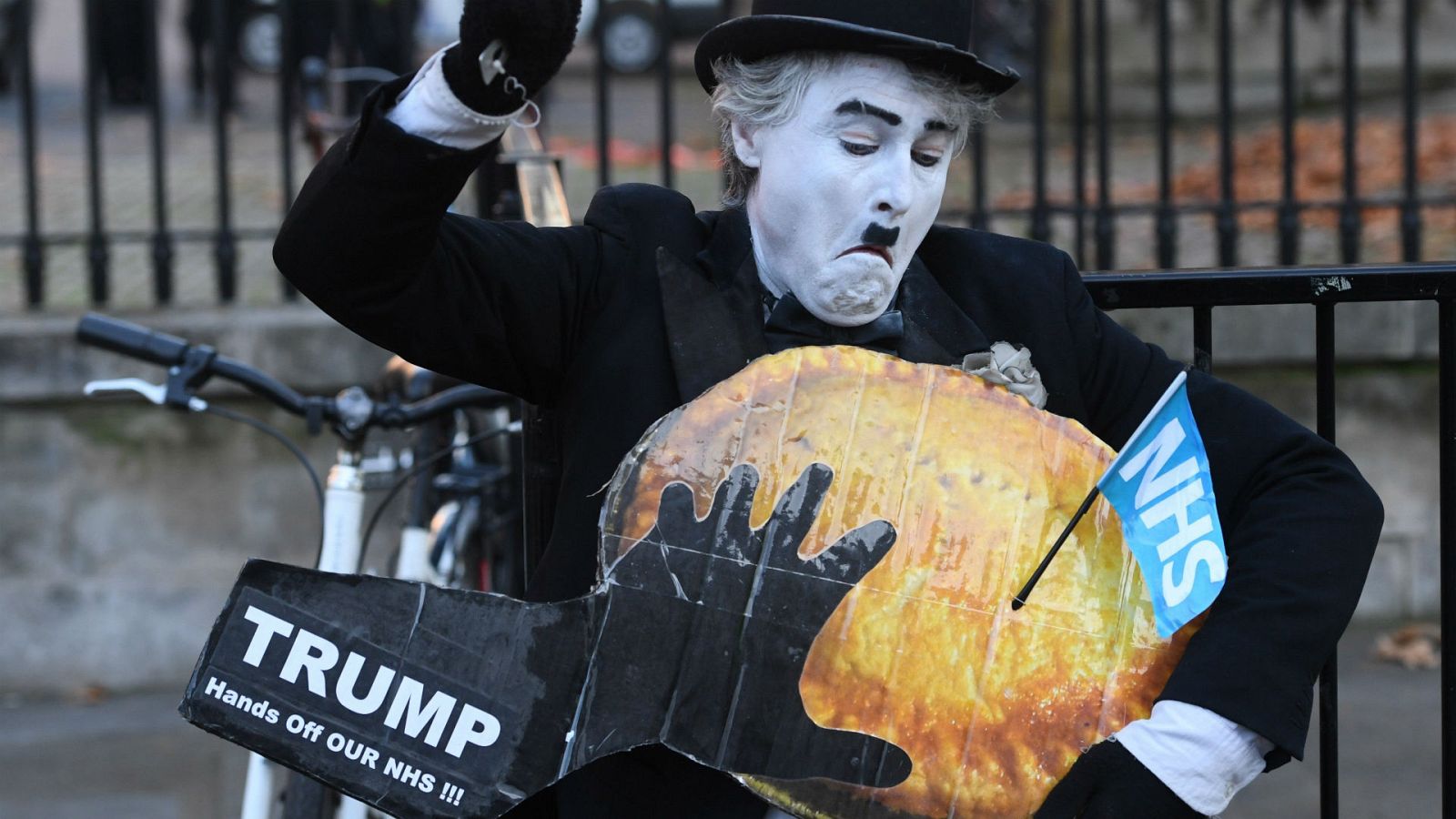 24 horas - La OTAN cumple 70 años en medio de tensiones entre EEUU y Francia  - Escuchar ahora