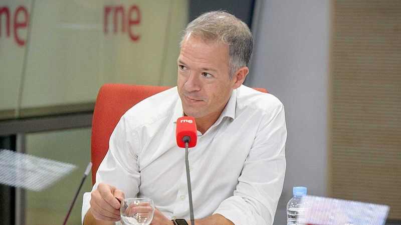 Las mañanas de RNE con Íñigo Alfonso - Ander Gil: "Con el PP he visto prometer la Constitución hasta por los animales y aquello era válido"