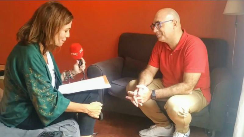 Libros de arena - Jordi Llobregat y 'No hay luz bajo la nieve' - 04/12/19 - Escuchar ahora