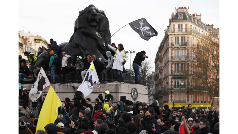 Todo noticias mañana - E.Urteaga: "La capacidad de negociación de los sindicatos franceses es muy importante"