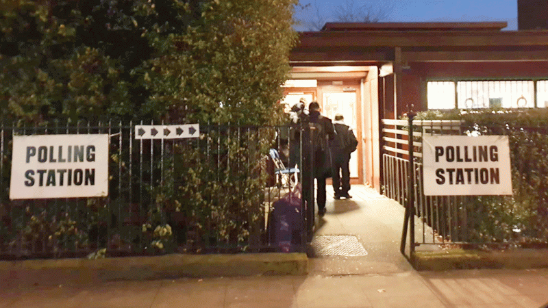 Las maanas de RNE con igo Alfonso - Elecciones Reino Unido | Abren los colegios electorales - Escuchar ahora