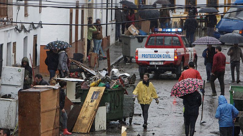 Elsa deja al menos un fallecido y 44 provincias en alerta - 24 horas | Escuchar