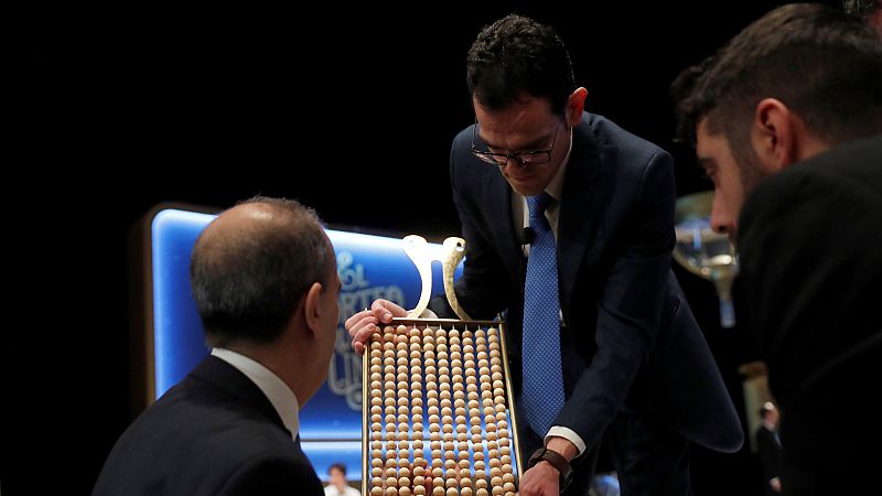 No es un día cualquiera - Segundo quinto premio: 23059 - Escuchar ahora