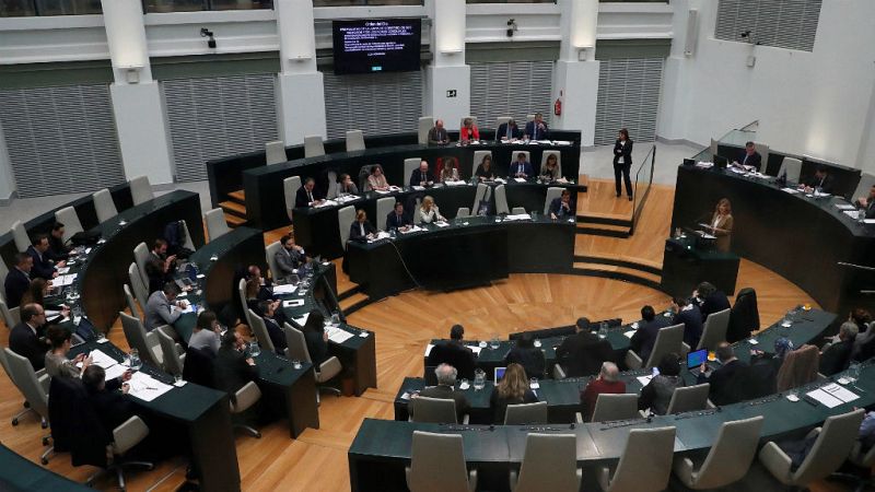 Boletines RNE - La ausencia de Sabanés da la vuelta a los presupuestos de Madrid - Escuchar ahora