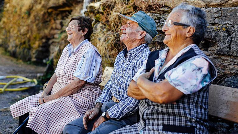 Boletines RNE - 65 años y 10 meses: nueva edad de jubilación en 2020 - Escuchar ahora