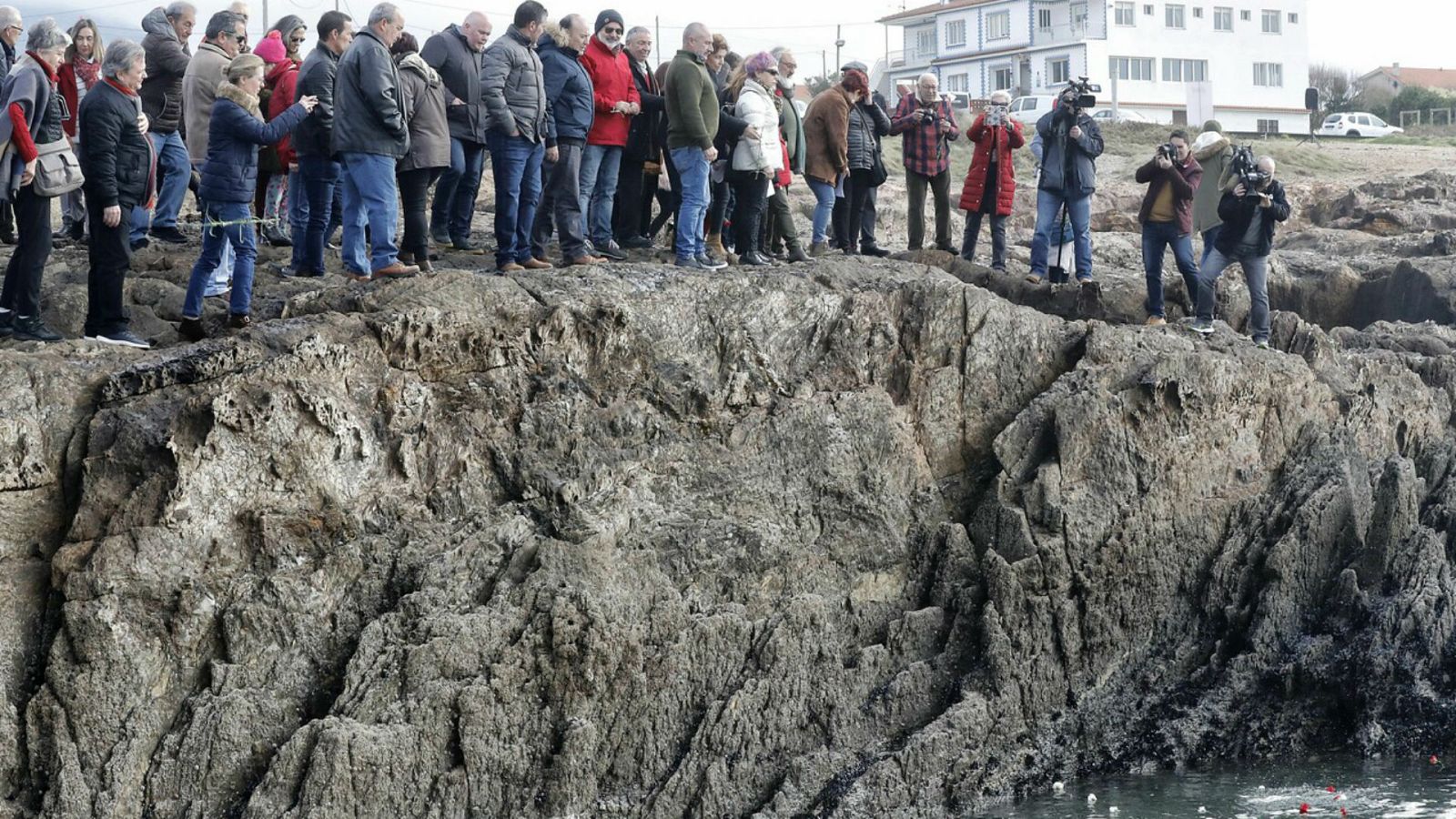 24 horas fin de semana - Amigos y familiares de Ramón Sampedro reclaman aprobar una ley de eutanasia - Escuchar ahora