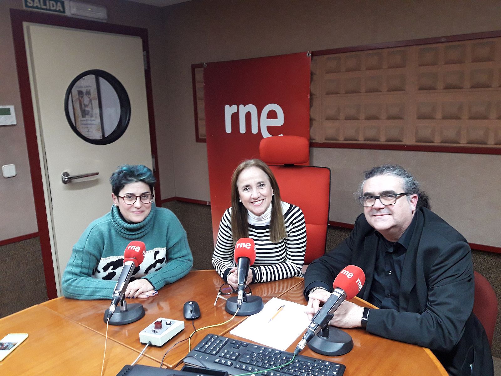 Sin Fronteras vuelve a las ondas en RNE, con la CVONGD - Sin fronteras | Escuchar