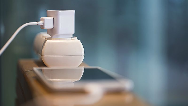 Europa abierta en Radio 5 - Un cargador para unir a todos los europeos -15/01/20