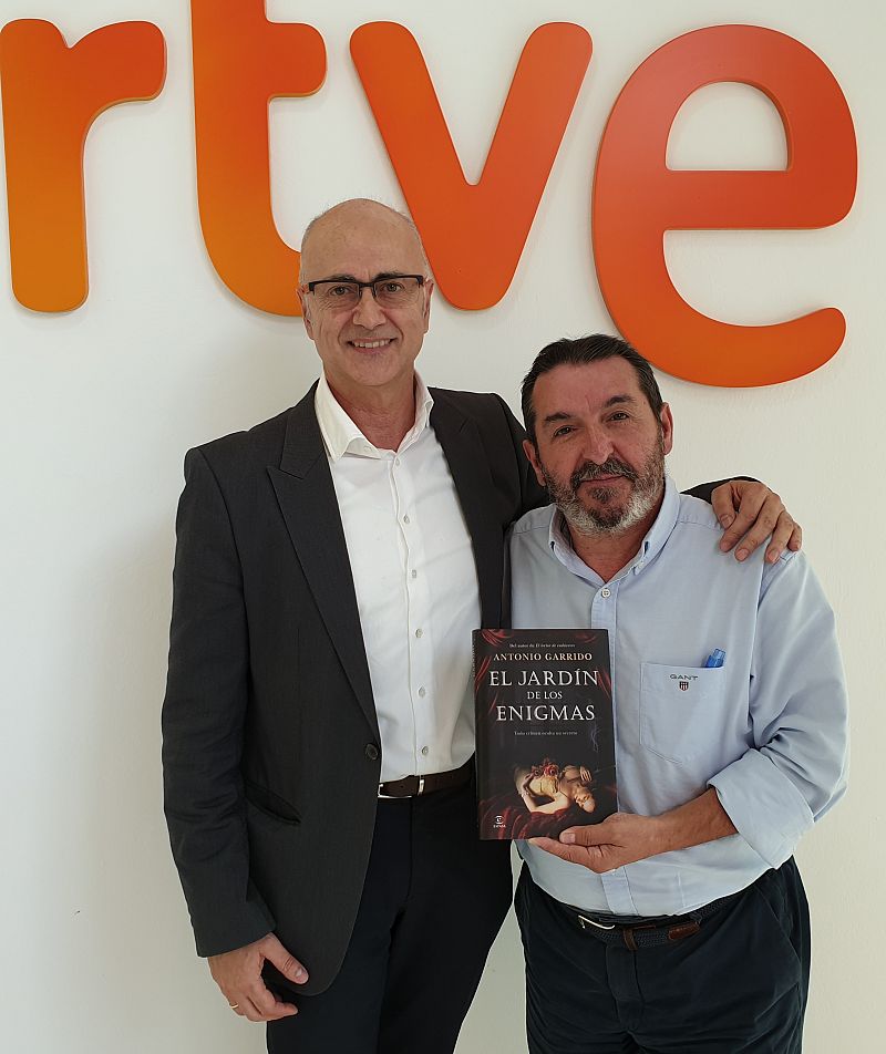 Antonio Garrido, "El jardín de los enigmas" - Escuchar ahora