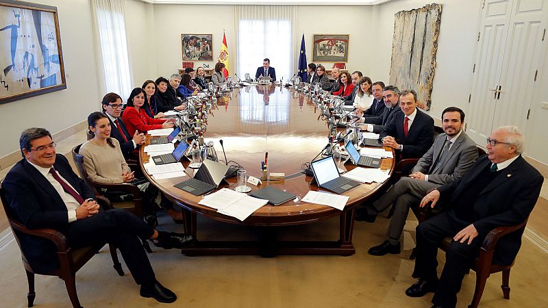 24 horas - ¿Qué supone que los Consejos de Ministros se celebren los martes? - Escuchar ahora