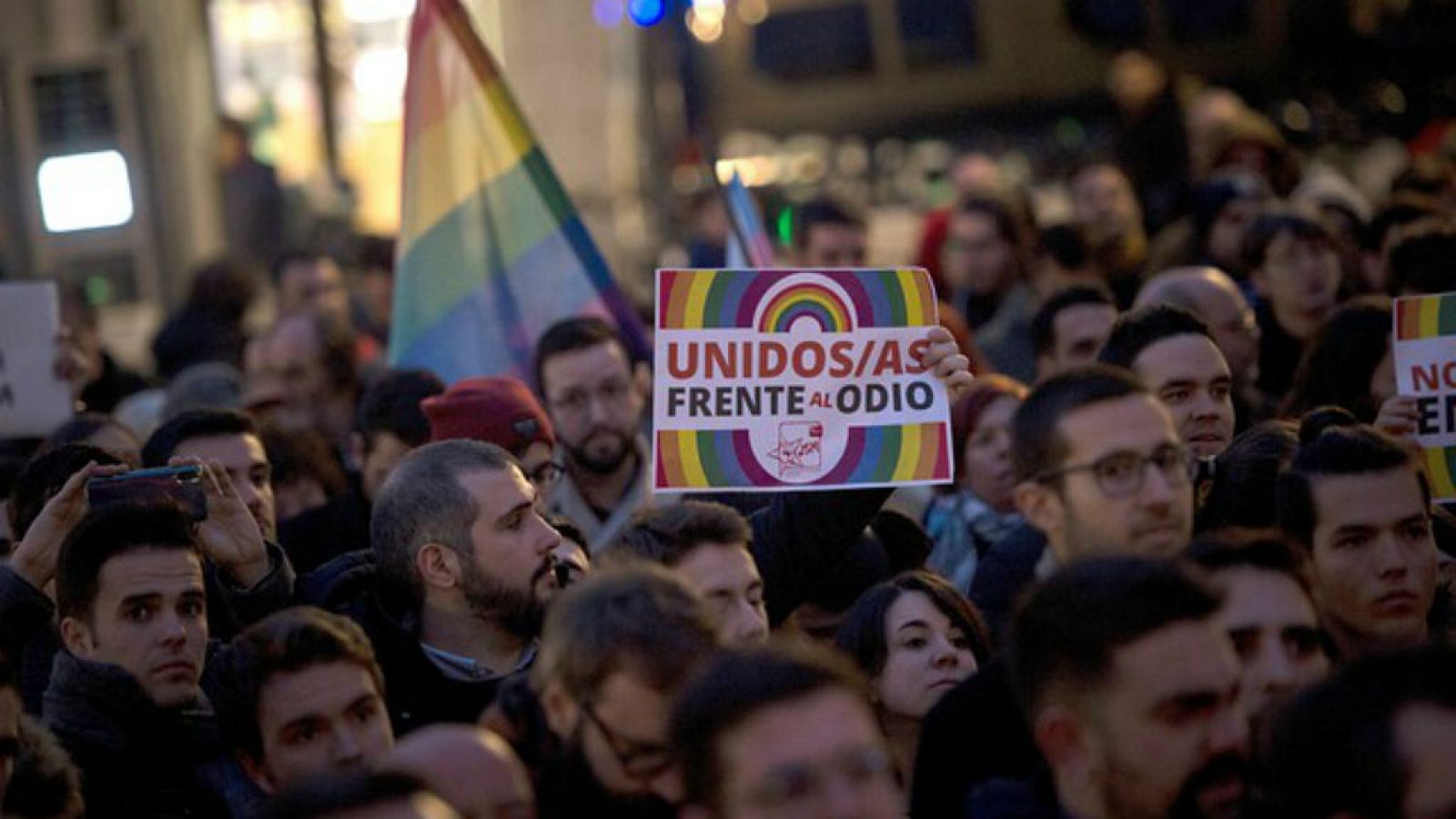 Todo Noticias - Tarde - Concentración contra el Pin parental - Escuchar ahora