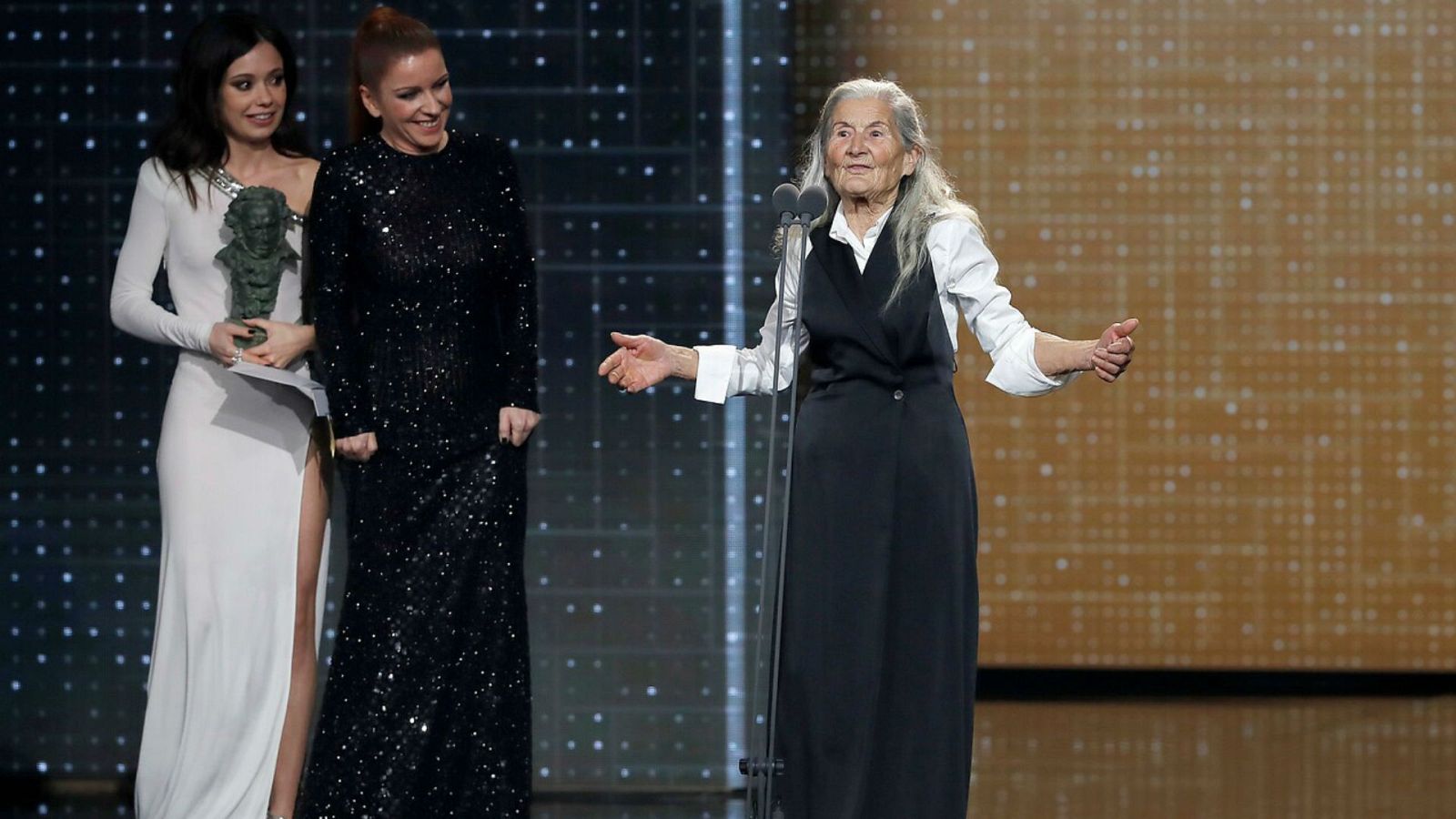 De película - Premios Goya - Benedicta Sánchez: "No me gusta competir. Hay tres chicas encantadoras, se lo pasaría" - Escuchar ahora