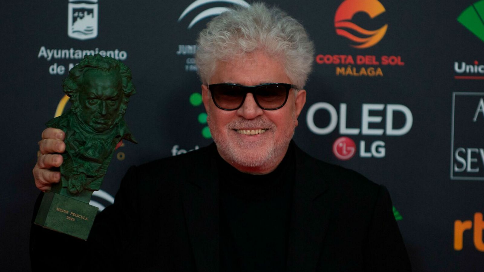 De película - Premios Goya - Almodóvar reclama protección estatal para el cine independiente - Escuchar ahora