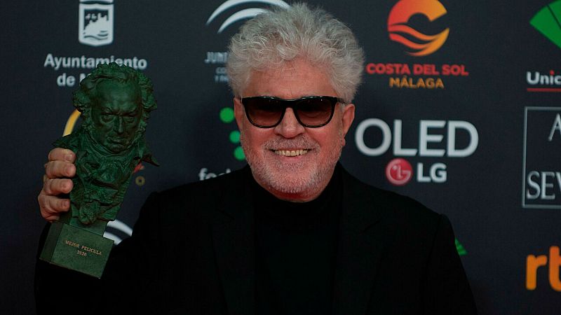 De película - Premios Goya - Almodóvar reclama protección estatal para el cine independiente - Escuchar ahora