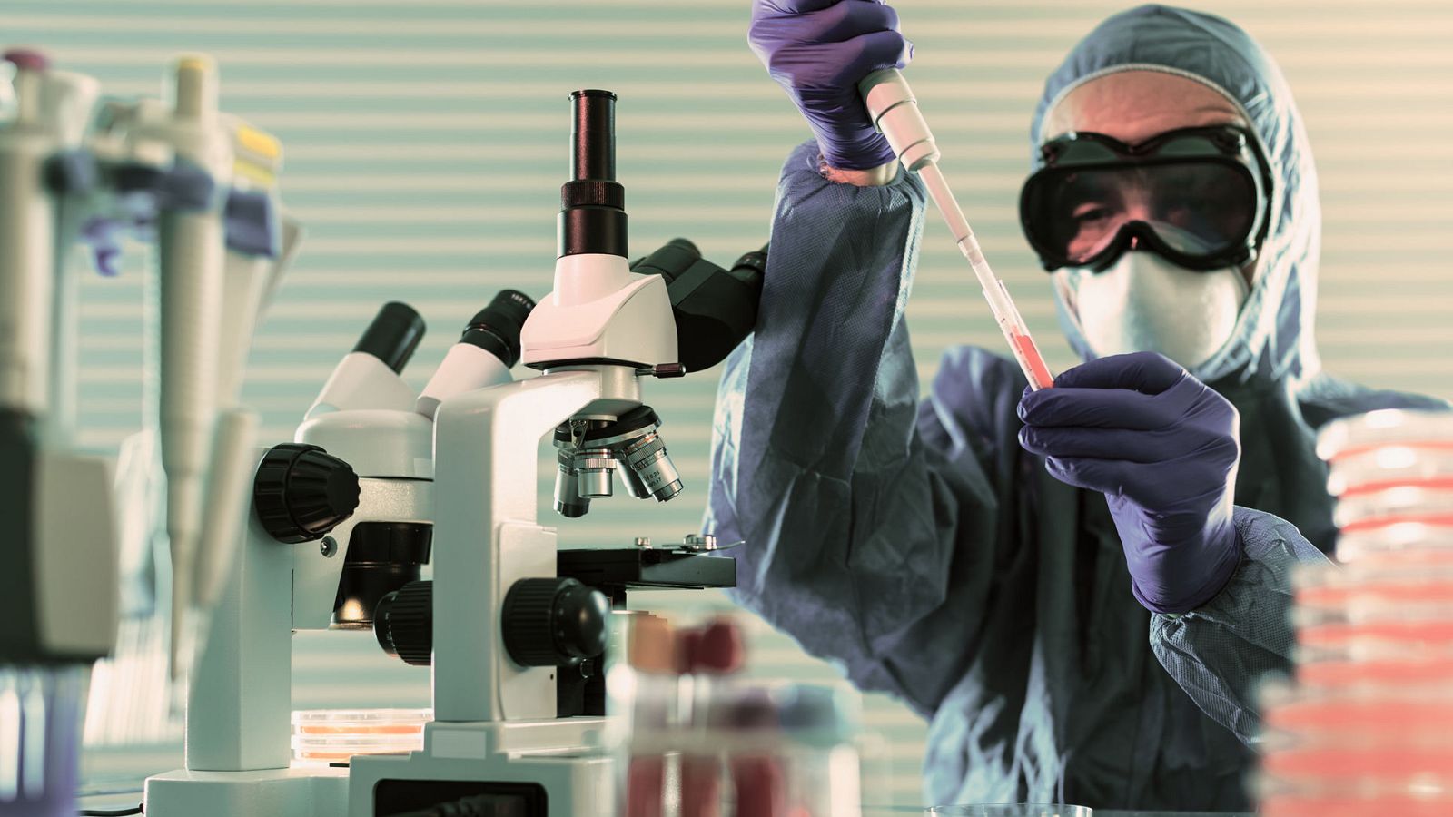 24 horas - En un lugar de la ciencia: ¿qué se sabe del coronavirus? - Escuchar ahora