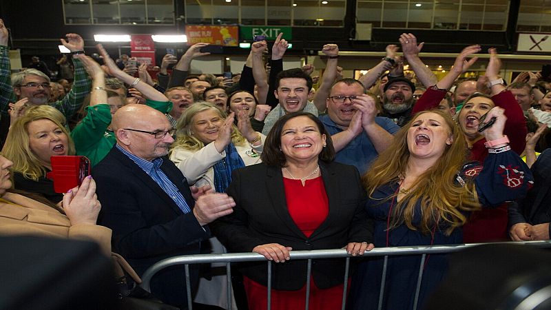24 horas fin de semana - 20 horas - El descontento y los jóvenes permiten al Sinn Féin romper el bipartidismo en Irlanda