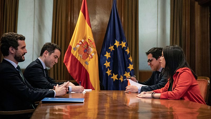 Boletines RNE - PP y Cs acuerdan unir fuerzas en Euskadi, pero no en Galicia - Escuchar ahora