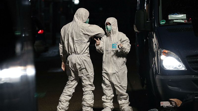 Las mañanas de RNE con Íñigo Alfonso - 11 muertos en dos tiroteos en la ciudad alemana de Hanau - Escuchar ahora