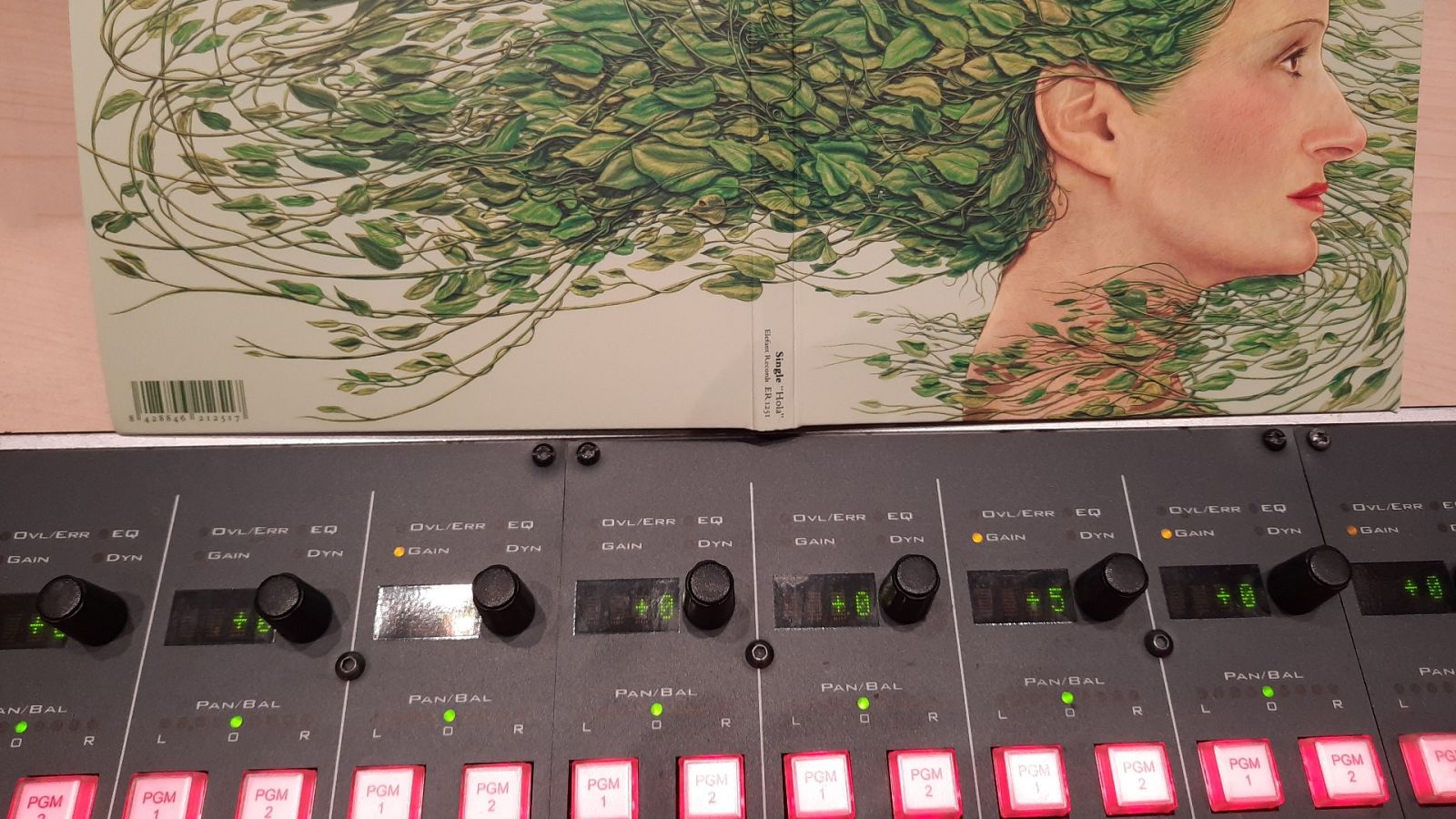 Como lo oyes - Hola - 25/02/20 - escuchar ahora