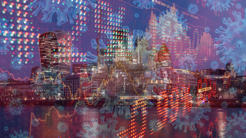 24 horas - Juan Carlos Higueras: "Los fondos de inversión aprovechan la incertidumbre para hacer dinero" - Escuchar ahora