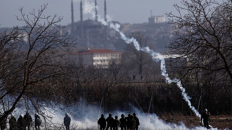 14 horas fin de semana - Grecia afirma que el de Turquía y la Unión Europea sobre refugiados está muerto - Escuchar ahora