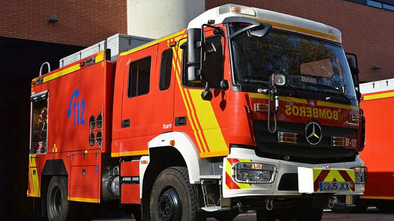 Boletines RNE - Un fallecido tras una explosión en una empresa de productos químicos en Barcelona - Escuchar ahora