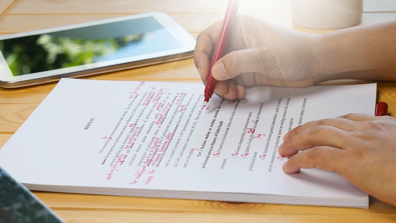 Las mañanas de RNE con Íñigo Alfonso - Empecemos el día con... Corrección - Escuchar ahora