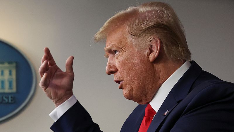 Boletines RNE - Trump invoca la Ley de producción de defensa para hacer frente al coronavirus - Escuchar ahora