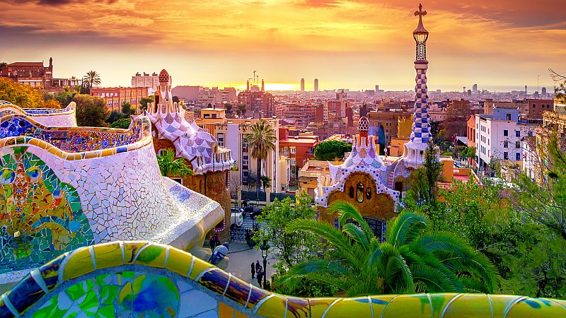 24 horas - La vida imaginada: Cataluña y "El corazón de la fiesta" - Escuchar ahora