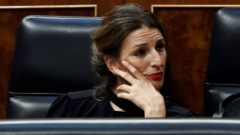 Boletines RNE - El Gobierno prohibe cualquier tipo de despido derivado de la crisis del coronavirus