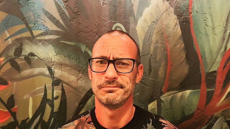 Solamente una vez - Los videos virales de Miguel Ángel Martín - Escuchar ahora