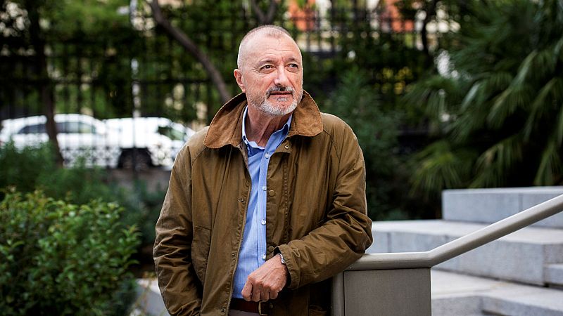 14 horas - Pérez-Reverte publica un ebook con una década de tuits sobre literatura - Escuchar ahora
